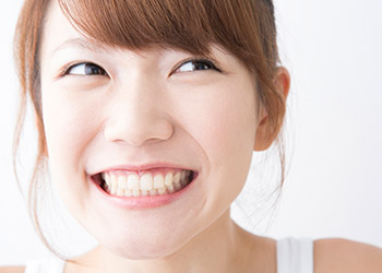 自然な白い歯も保険適用で実現できる